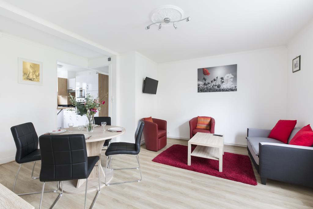Brassens - Quartier Sainte Therese Rennes Exteriör bild